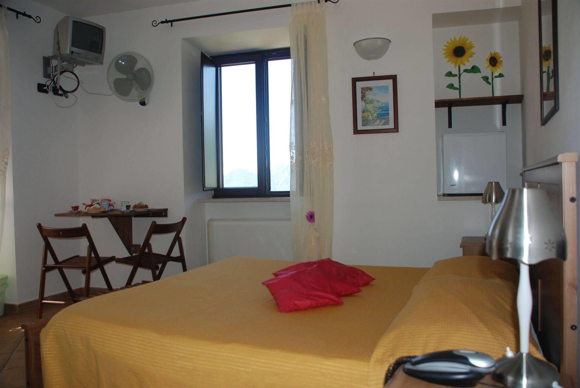 Bed and Breakfast Puesta De Sol Tramonti Exterior foto